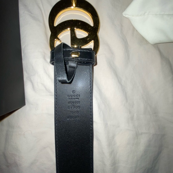 GUCCI belt Marmont leather with shiny gold buckle - Picture 8 of 13